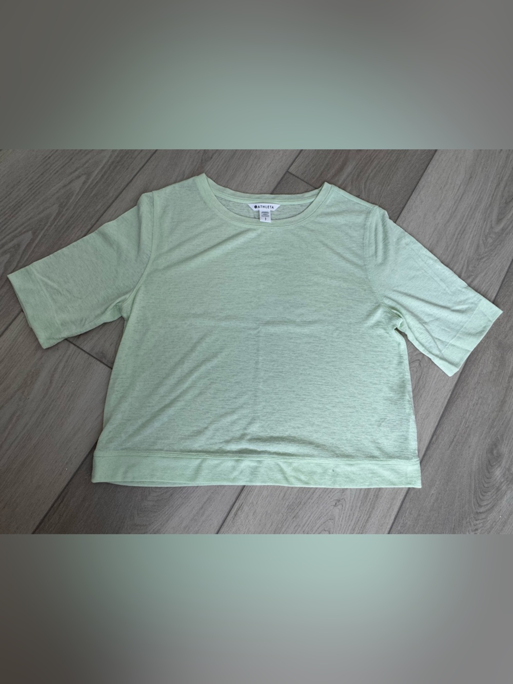 Athleta Breezy Serene Tee - Size S - Mint Tint